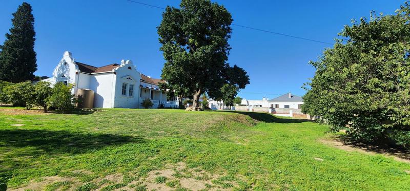 4 Bedroom Property for Sale in Bergzicht Western Cape
